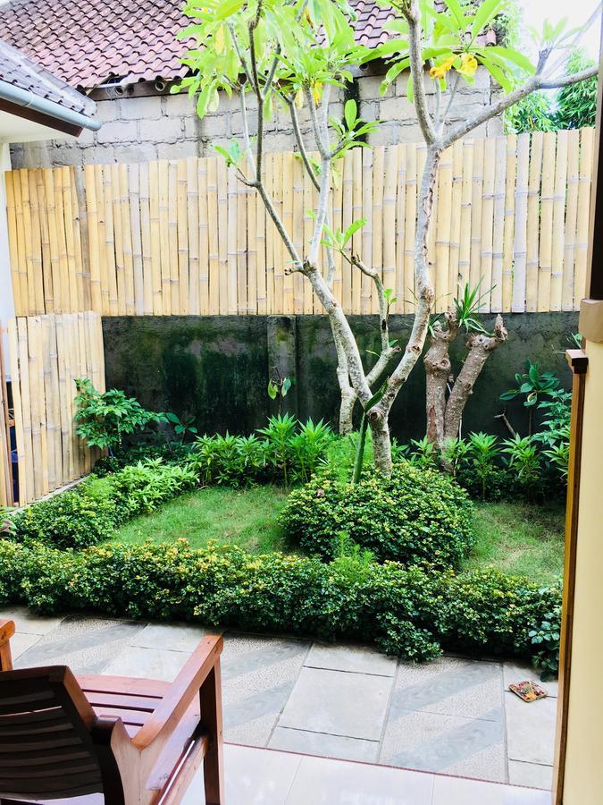 Yudhist Guest House Nusa Lembongan  Bagian luar foto